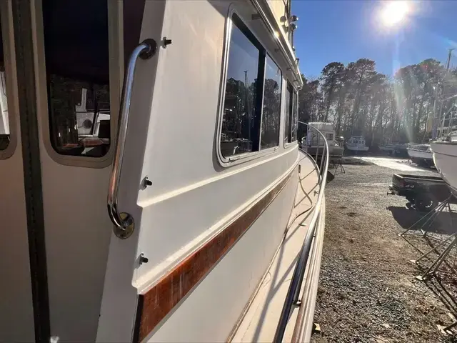 Nauset Flybridge Trawler