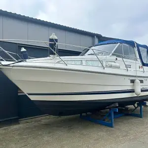 2004 Marex 28 Holiday