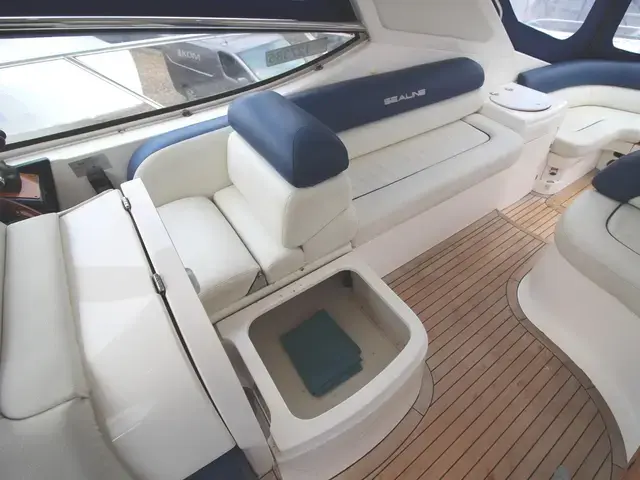 Sealine S41 Sports Cruiser