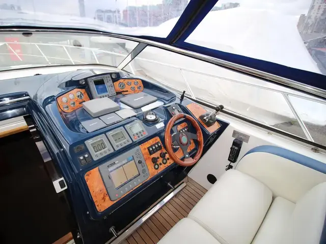 Sealine S41 Sports Cruiser