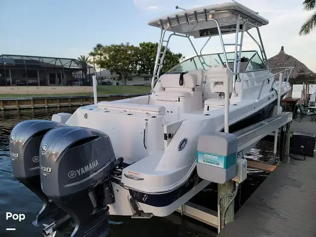 Robalo R305