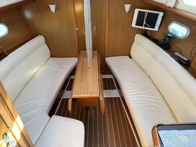 Jeanneau Sun Odyssey 32i