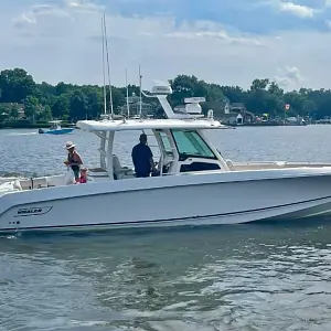 2018 Boston Whaler 380 Outrage