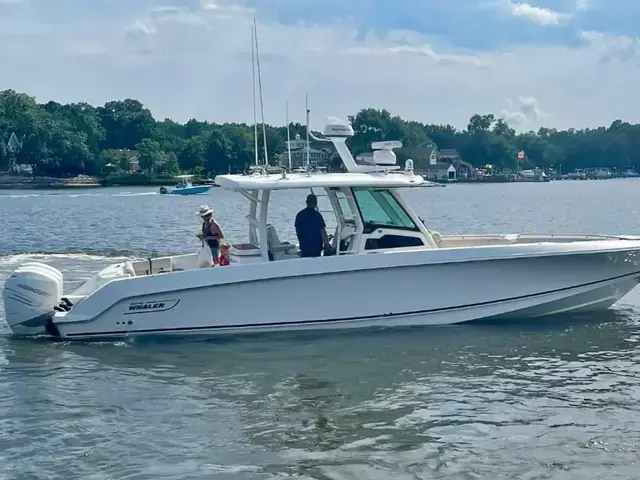 Boston Whaler 380 Outrage