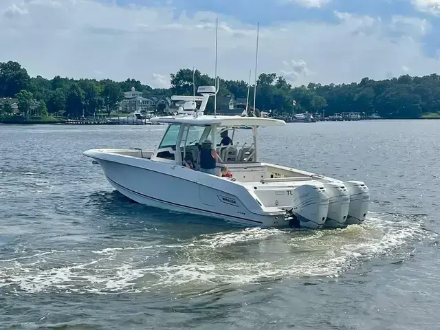 Boston Whaler 380 Outrage