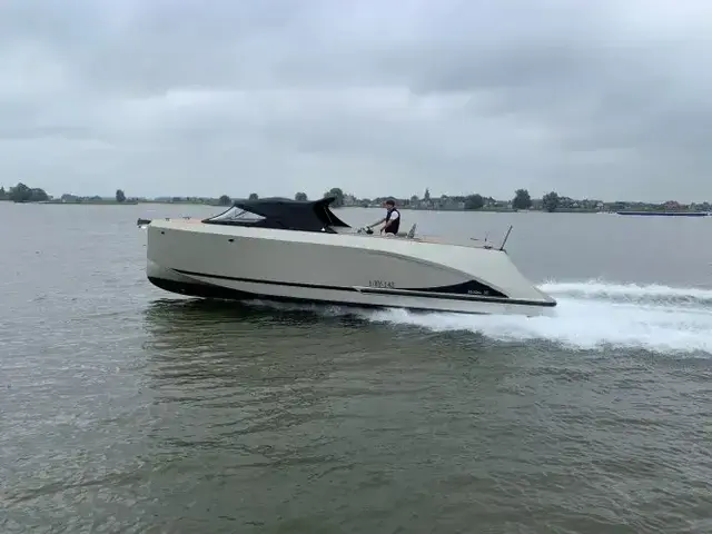 Maxima Boats 35 met 2x Honda 250 pk op voorraad!