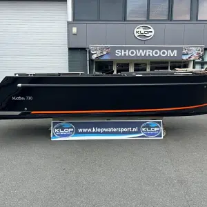 2024 Maxima Boats 730 in zwarte kleurstelling op voorraad!