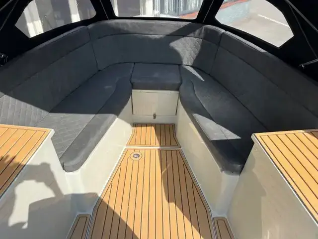 Maxima Boats 640 in agaatgrijze kleurstelling op voorraad!