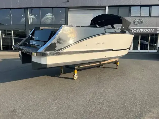 Maxima Boats 640 Tender met Honda 150 pk in uniek zwart-wit DEMO-AANBIEDING!