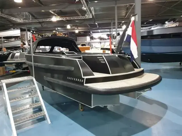 Van Vossen Tender 700 sport met Honda 100 pk op voorraad!