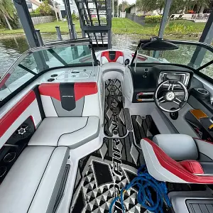 2012 Nautique Super Air 210