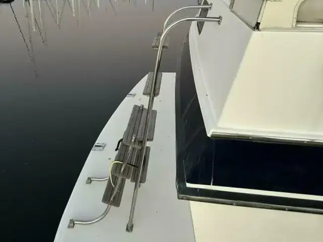 Californian 38 Motor Yacht