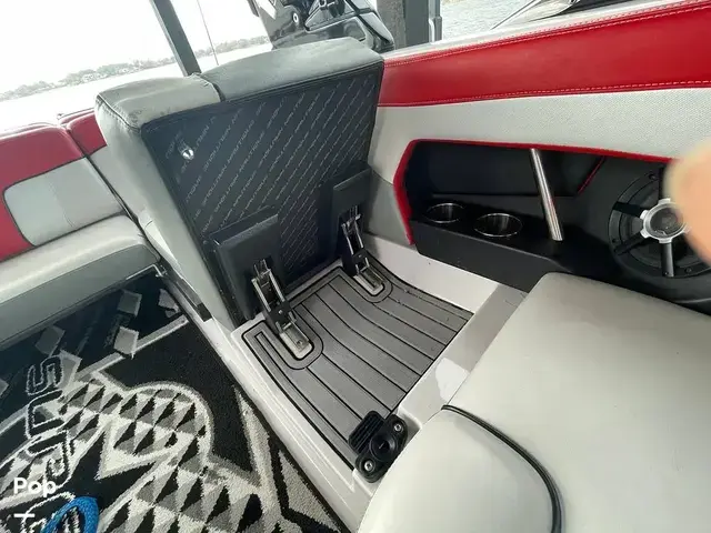 Nautique Super Air 210