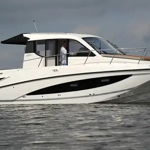 2024 Quicksilver Activ 905 Weekend