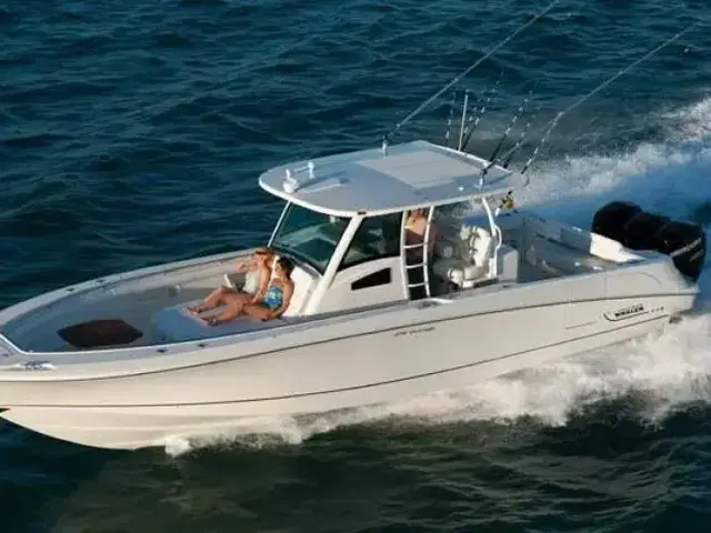 Boston Whaler 380 Outrage