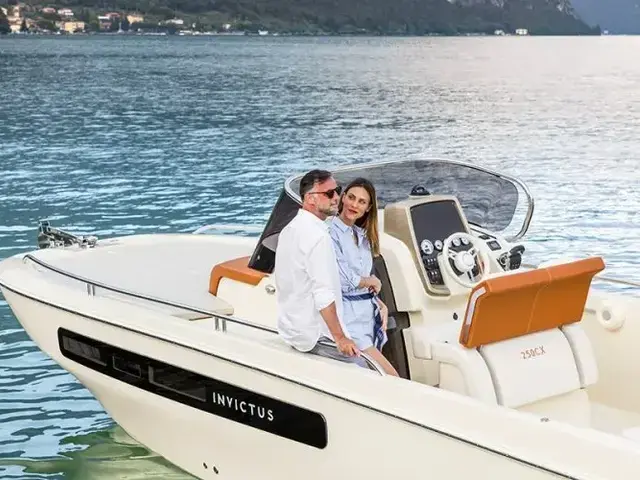 Invictus yachts Invictus 250 cx