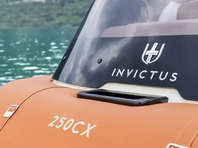 Invictus yachts Invictus 250 cx