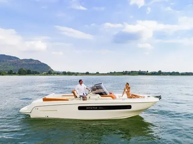 Invictus yachts Invictus 250 cx