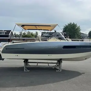 2023 Invictus yachts Invictus 280 GT met Volvo Penta V8 350 pk nieuw op voorraad