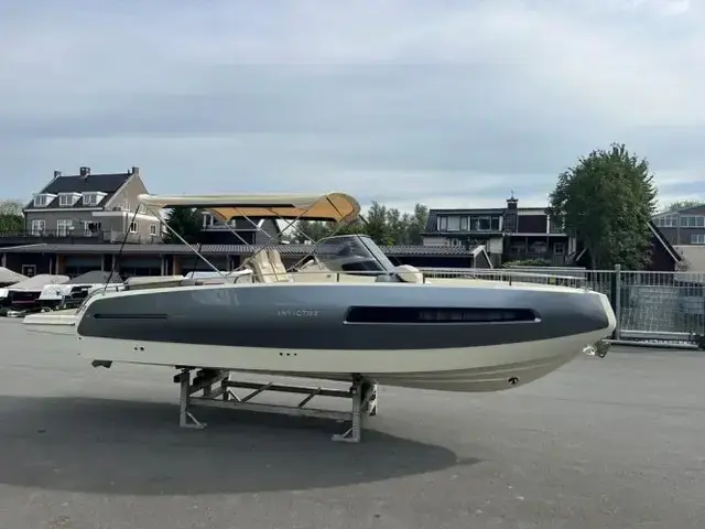 Invictus yachts Invictus 280 GT met Volvo Penta V8 350 pk nieuw op voorraad