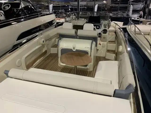 Invictus yachts Invictus 280 GT met Volvo Penta V8 350 pk nieuw op voorraad