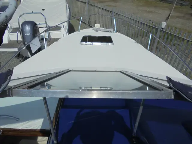 Sea Ray Sundance 220DA