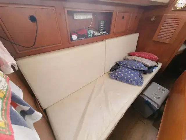 Marcon Yachting 34 Center Cockpit