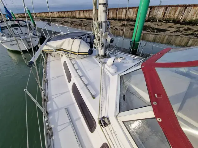 Marcon Yachting 34 Center Cockpit