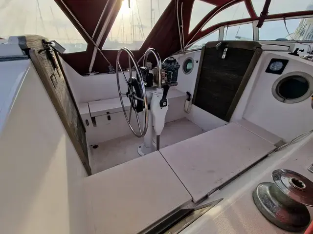 Marcon Yachting 34 Center Cockpit