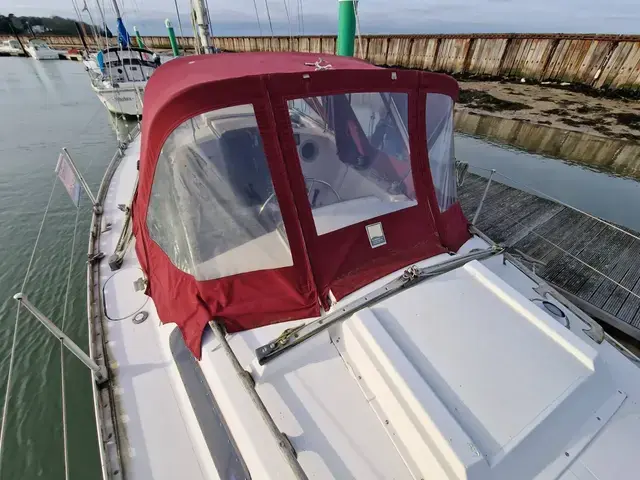 Marcon Yachting 34 Center Cockpit