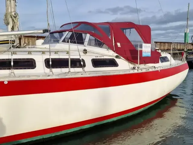 Marcon Yachting 34 Center Cockpit