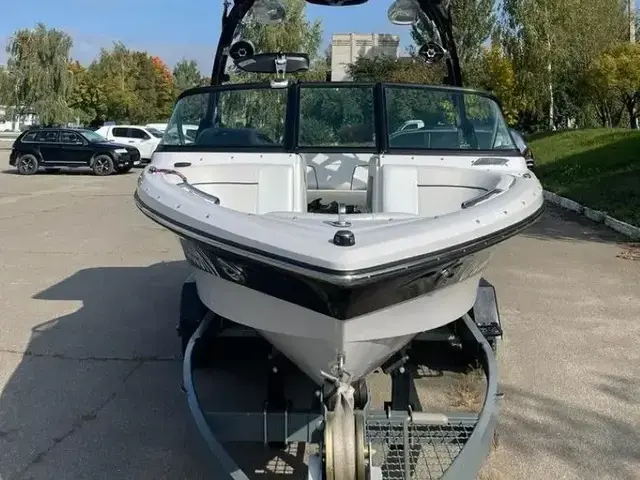 Nautique Super Air 210