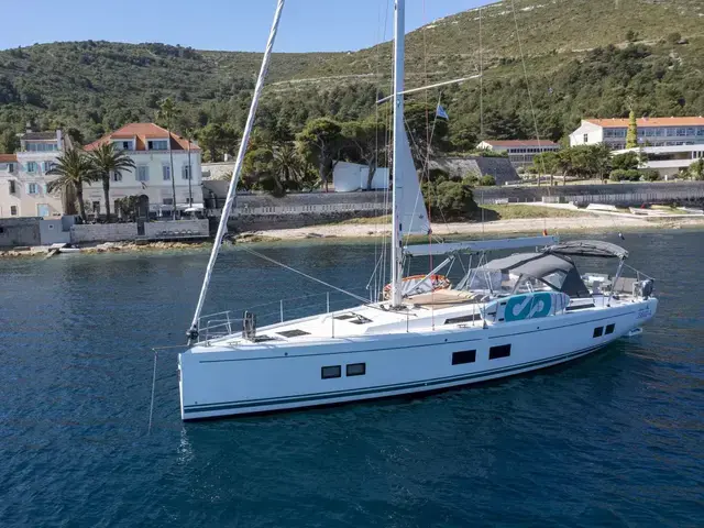 Hanse 548