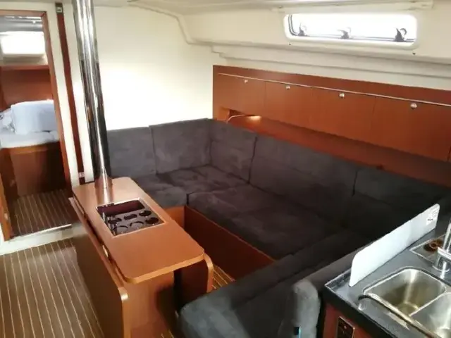 Hanse 415