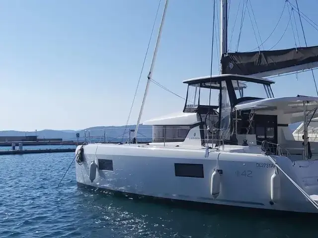 Lagoon 42