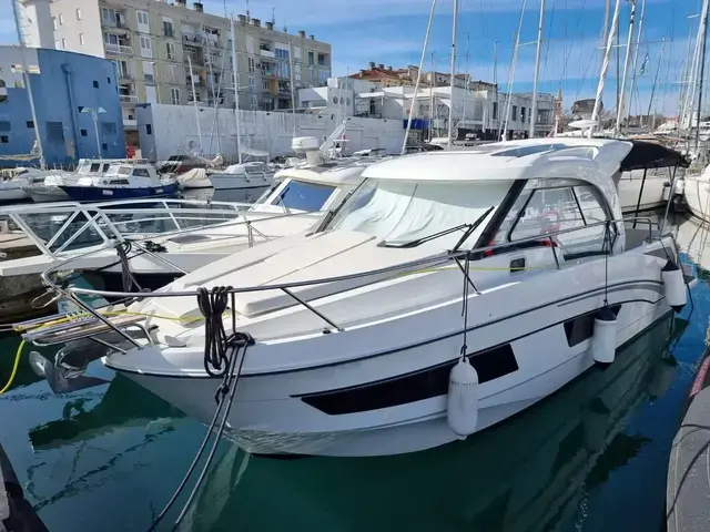 Beneteau Antares 9 OB