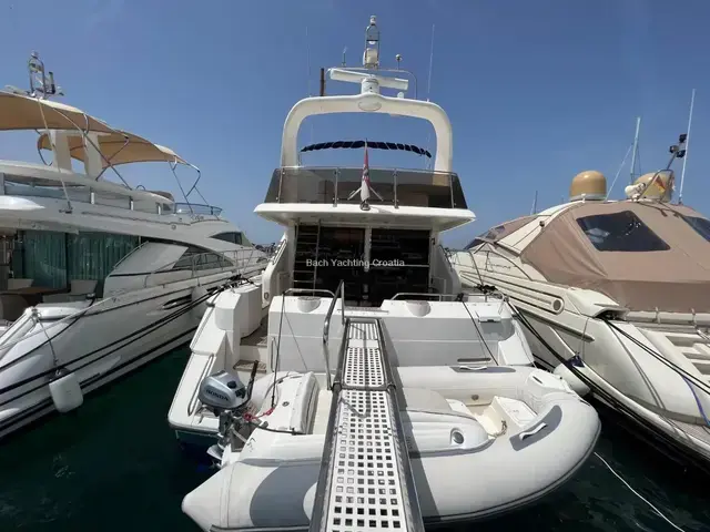 Fairline Squadron 62