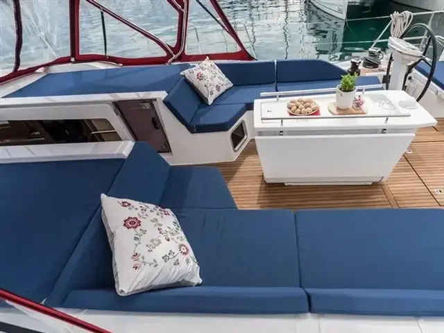 Beneteau Oceanis 51.1