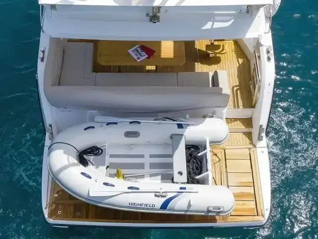 Sealine F430