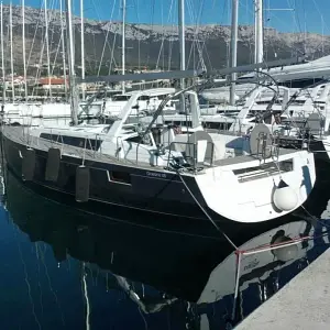 2016 Beneteau Oceanis 48