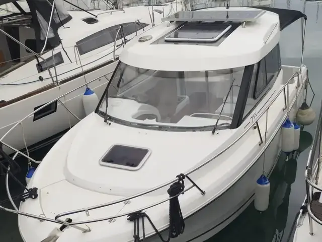 Jeanneau Merry Fisher 755