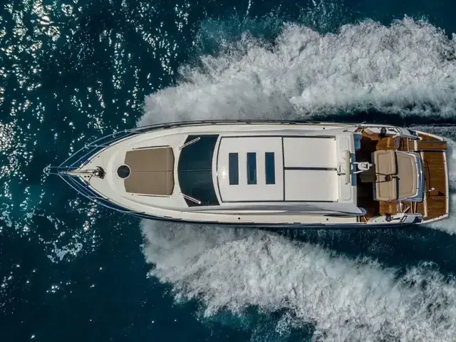 Sunseeker Predator 52