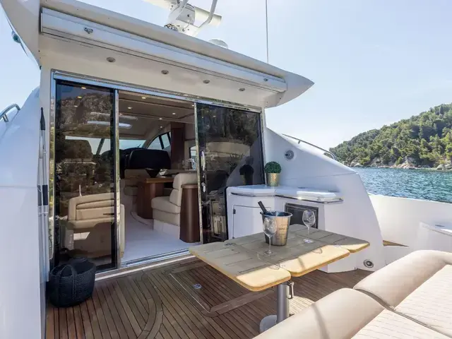 Sunseeker Predator 52