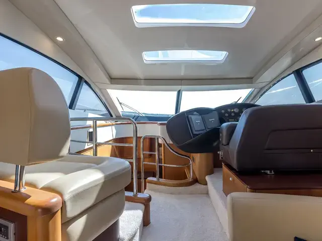 Sunseeker Predator 52