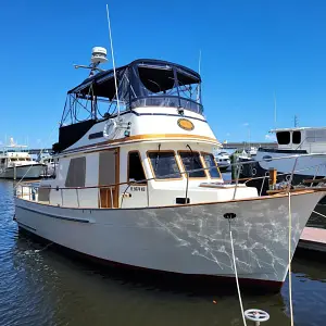 1983 Marine Trader 34 Trawler