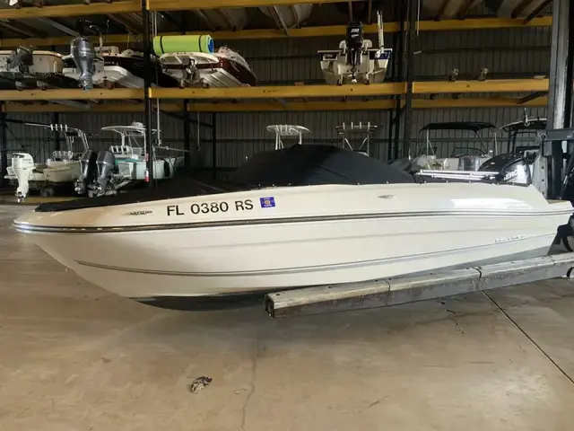 Bayliner Vr4