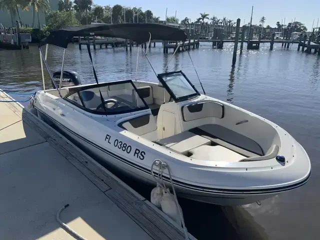 Bayliner Vr4