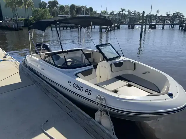 Bayliner Vr4