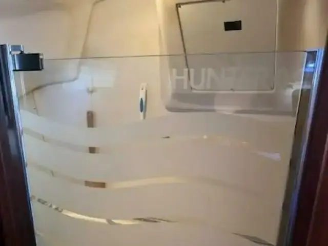 Hunter Passage 450