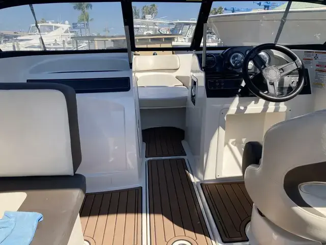 Bayliner Vr4